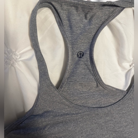 LULULEMON - Picture 2 of 3